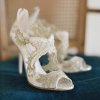 کفش توری سفید مناسب برای عروس خانم ها