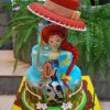 کیک جشن تولد دخترانه با تم داستان اسباب بازی ها (Toy Story)