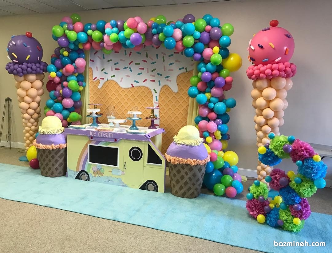 دکوراسیون و بادکنک آرایی جشن تولد کودک با تم بستنی قیفی