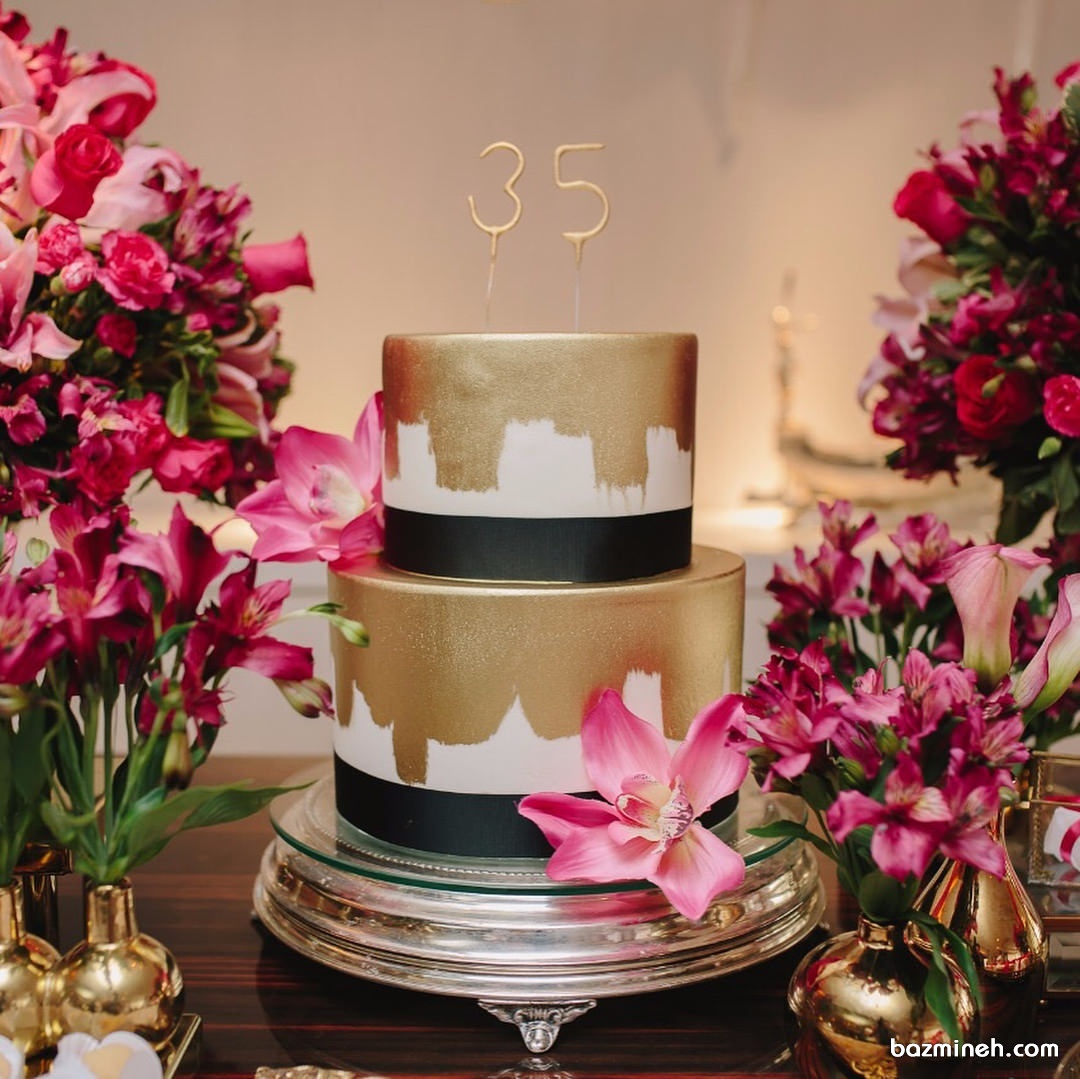 کیک شیک جشن تولد سی و پنج سالگی و تزیین زیبای آن با گل های صورتی