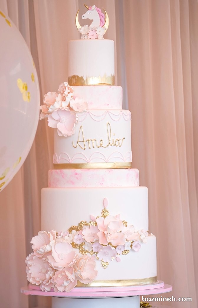 کیک چند طبقه فانتزی جشن تولد دخترانه با تم اسب تک شاخ (Unicorn)
