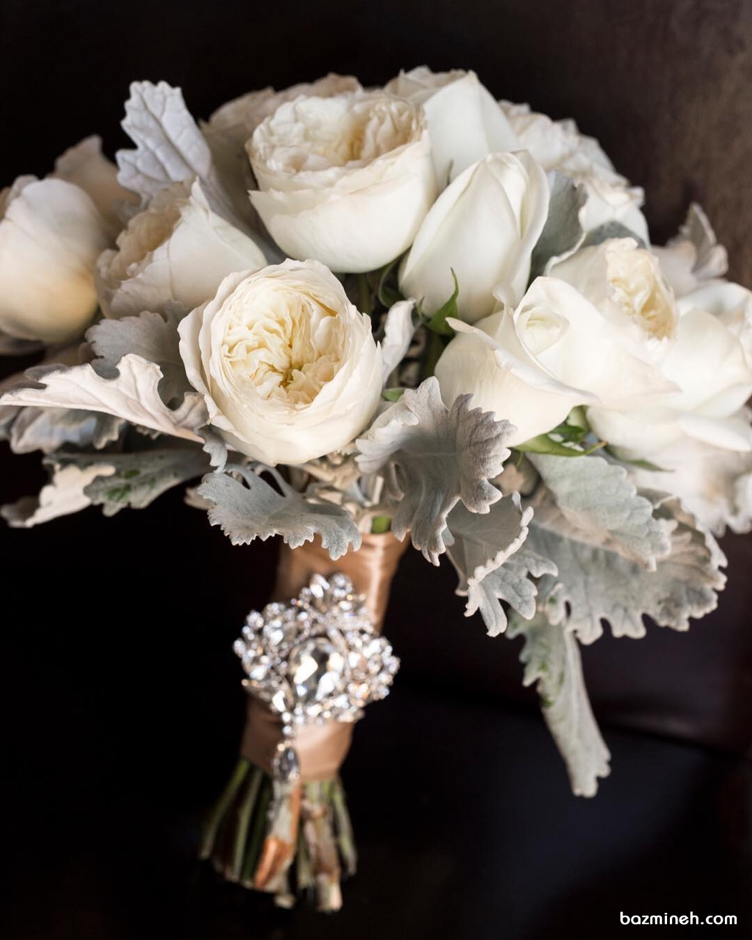 دسته گل زیبای عروس با تم زمستانی