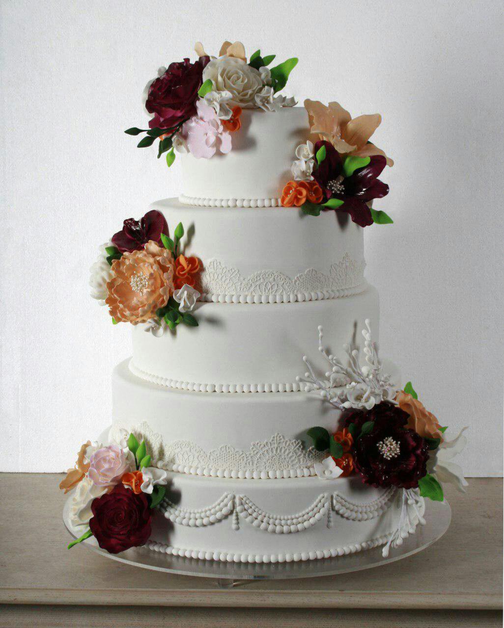 کیک مخصوص عروسی، طراحی کیک و شیرینی وانیلا