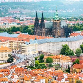 پراگ، شهر قدیمی و نسبتا ارزان اروپایی،  پایتخت و بزرگ‌ترین شهر کشور جمهوری چک است.