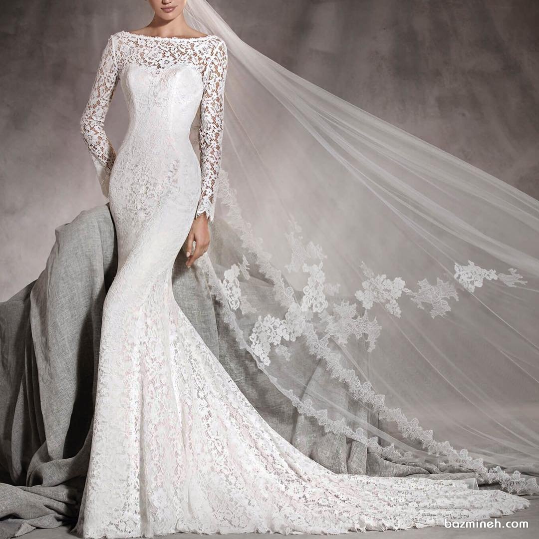 لباس عروس شیک ماکسی بلند با آستین های توری و تور عروس بلند مناسب برای عروس خانم های خوش سلیقه