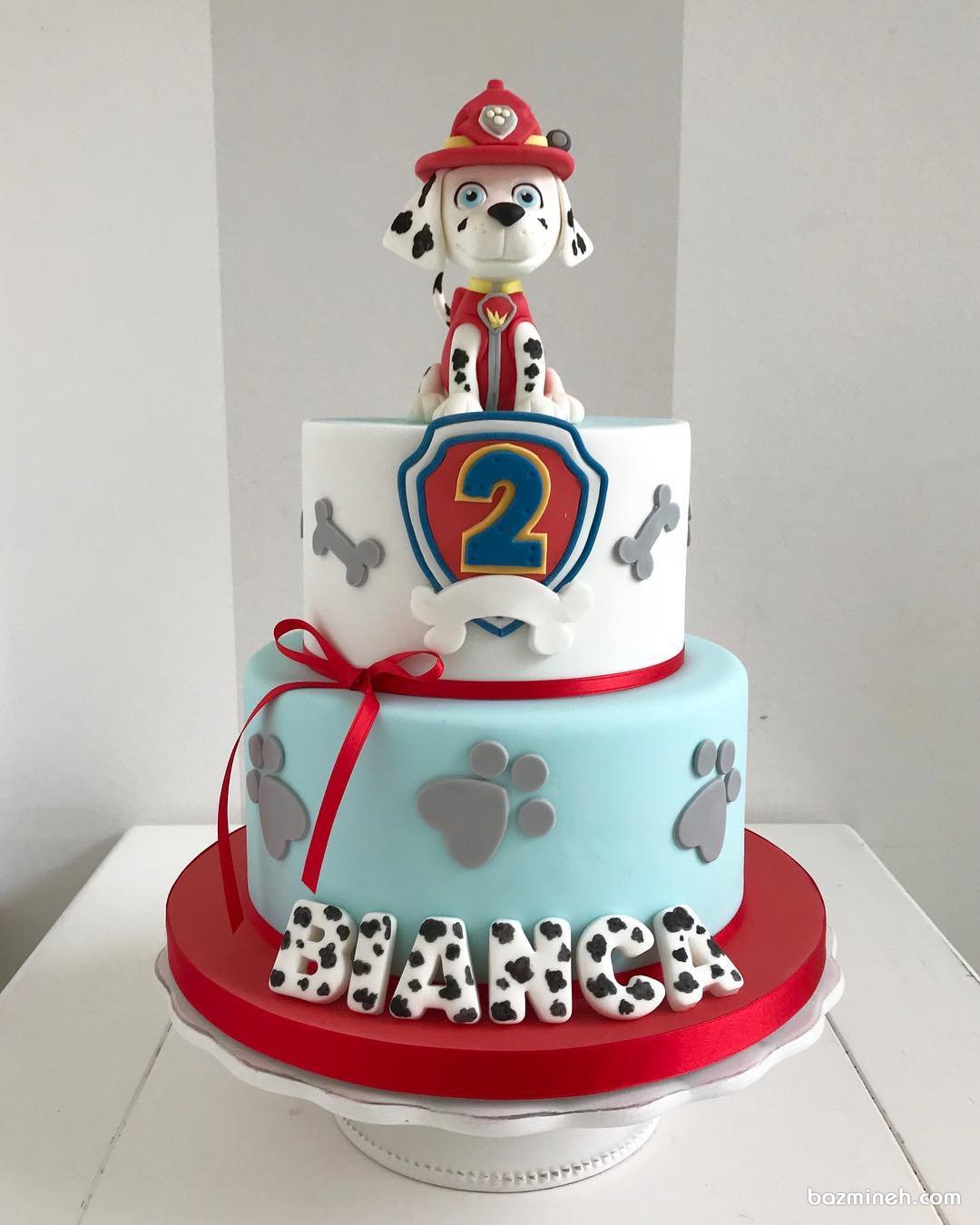 کیک فوندانت جشن تولد کودک با تم کارتون سگ های نگهبان