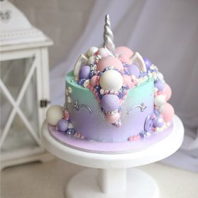 مینی کیک رویایی جشن تولد دخترانه با تم یونیکورن (Unicorn)