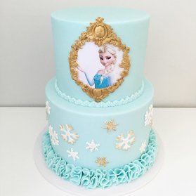 کیک دو طبقه جشن تولد دخترانه با تم پرنسس فروزن (Princess frozen)
