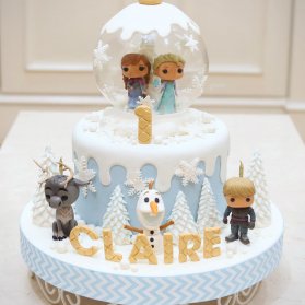 کیک فوندانت جشن تولد یکسالگی دخترانه با تم پرنسس فروزن (Frozen)