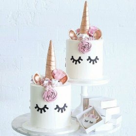 کیک و کوکی فانتزی جشن تولد دخترانه با تم یونیکورن (اسب تک شاخ)