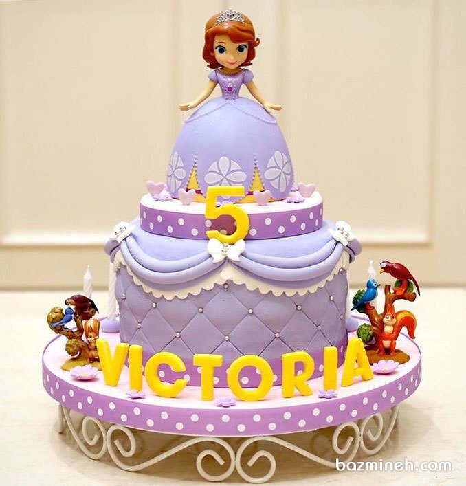 کیک عروسکی جشن تولد دخترانه با تم پرنسس سوفیا