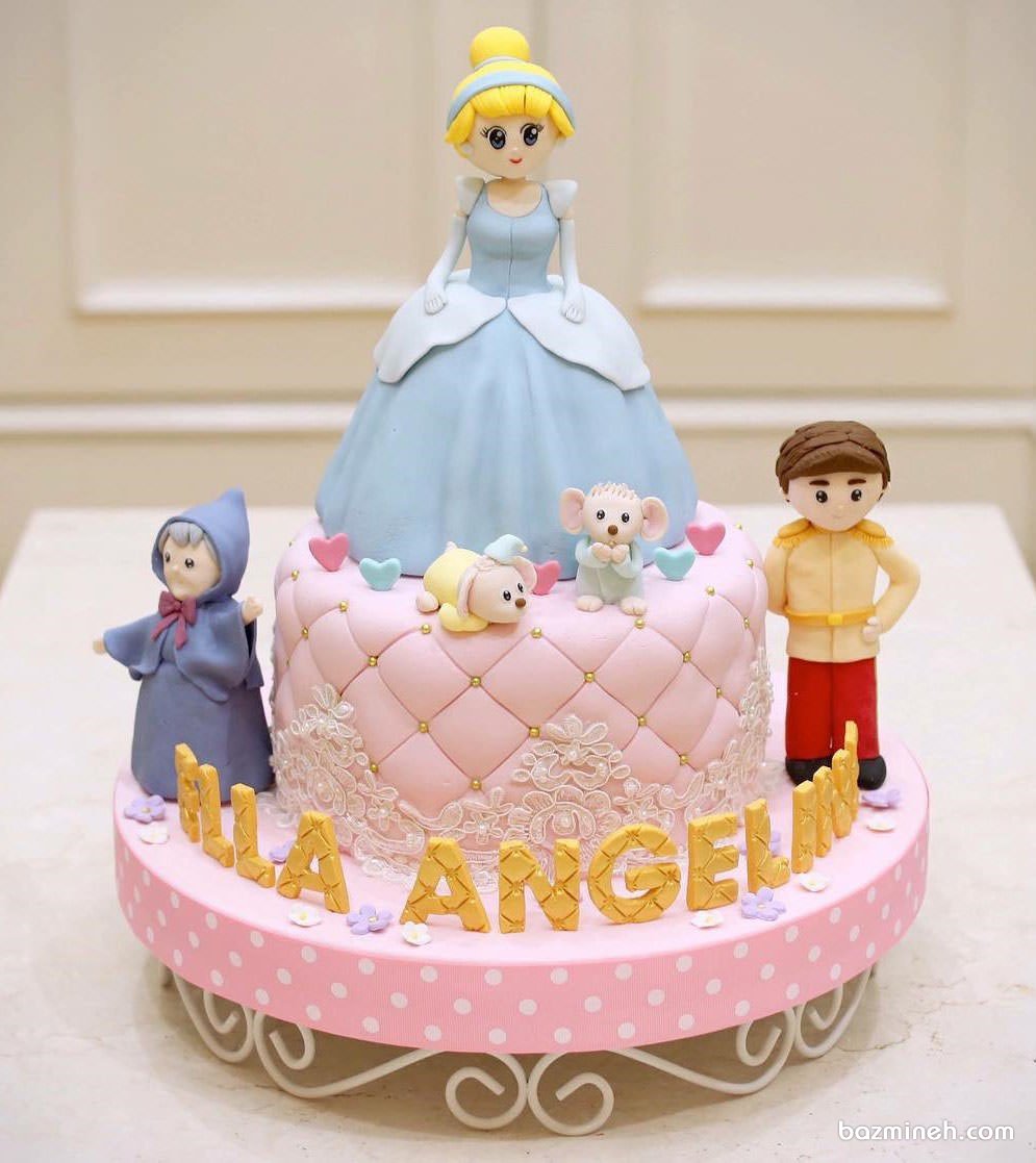 مینی کیک فانتزی جشن تولد دخترونه با تم سیندرلا 