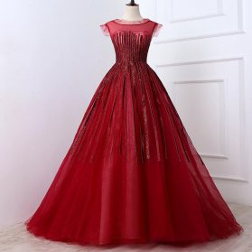 مدل لباس نامزدی با پارچه حریر شیشه ای قرمز رنگ