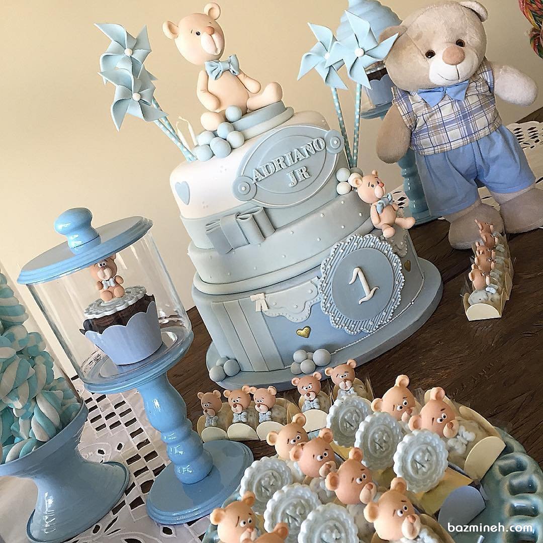 کیک فوندانت و کاپ کیک های عروسکی جشن تولد یکسالگی پسرانه با تم خرس تدی