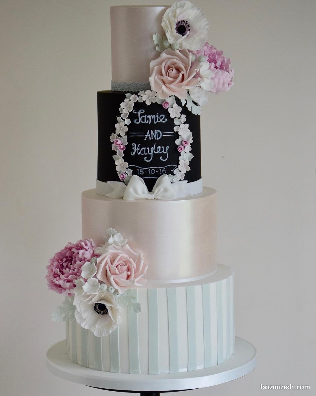 کیک خاص و منحصر به فرد جشن نامزدی یا سالگرد ازدواج با تم تخته سیاه