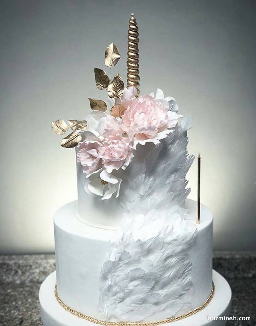 کیک دو طبقه رویایی جشن تولد دخترانه با تم یونیکورن (اسب تک شاخ)