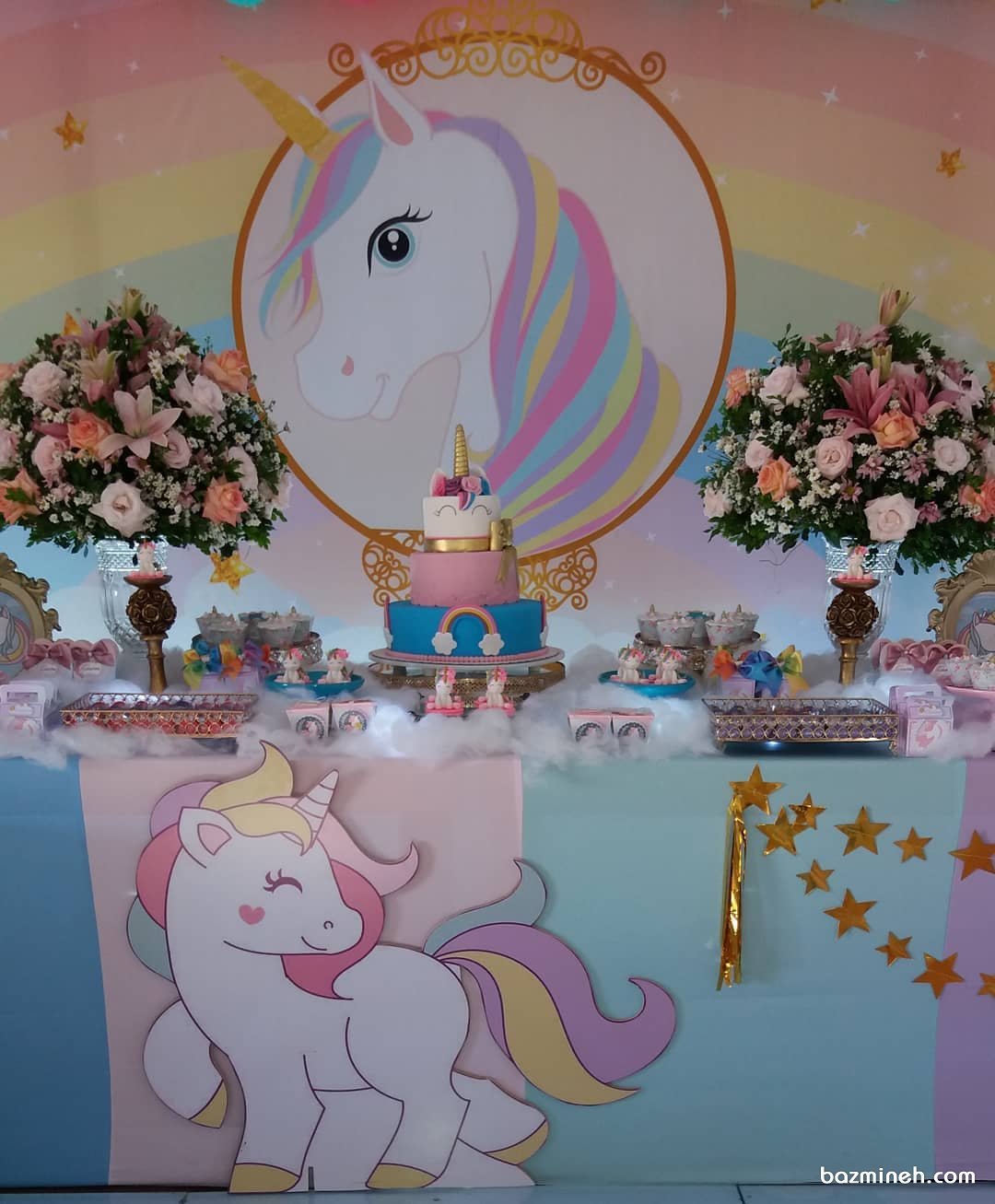 دکوراسیون جشن تولد دخترونه با تم اسب تک شاخ (Unicorn)