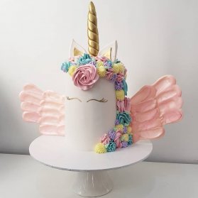 کیک رویایی جشن تولد دخترونه با تم یونیکورن (اسب تک شاخ)