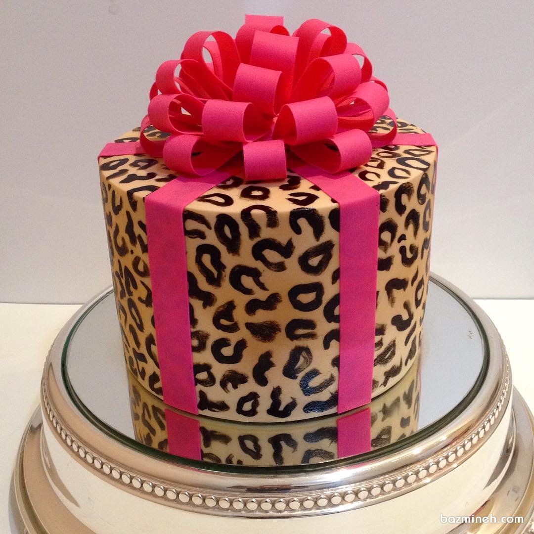 کیک جالب جشن تولد دخترونه بزرگسال با تم پلنگی