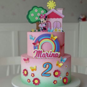 کیک دو طبقه فانتزی جشن تولد دخترونه با تم مینی موس (Minnie Mouse)