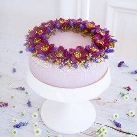 کیک ساده و زیبای جشن تولد بزرگسال یا سالگرد ازدواج