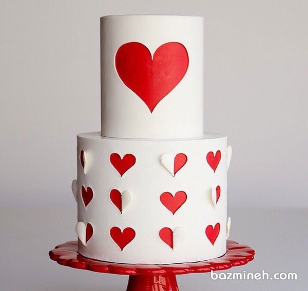 کیک دو طبقه سالگرد ازدواج یا جشن ولنتاین با تم قلب
