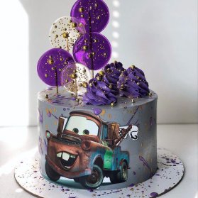 مینی کیک جشن تولد پسرونه با تم کارتون ماشین‌ها (Cars)