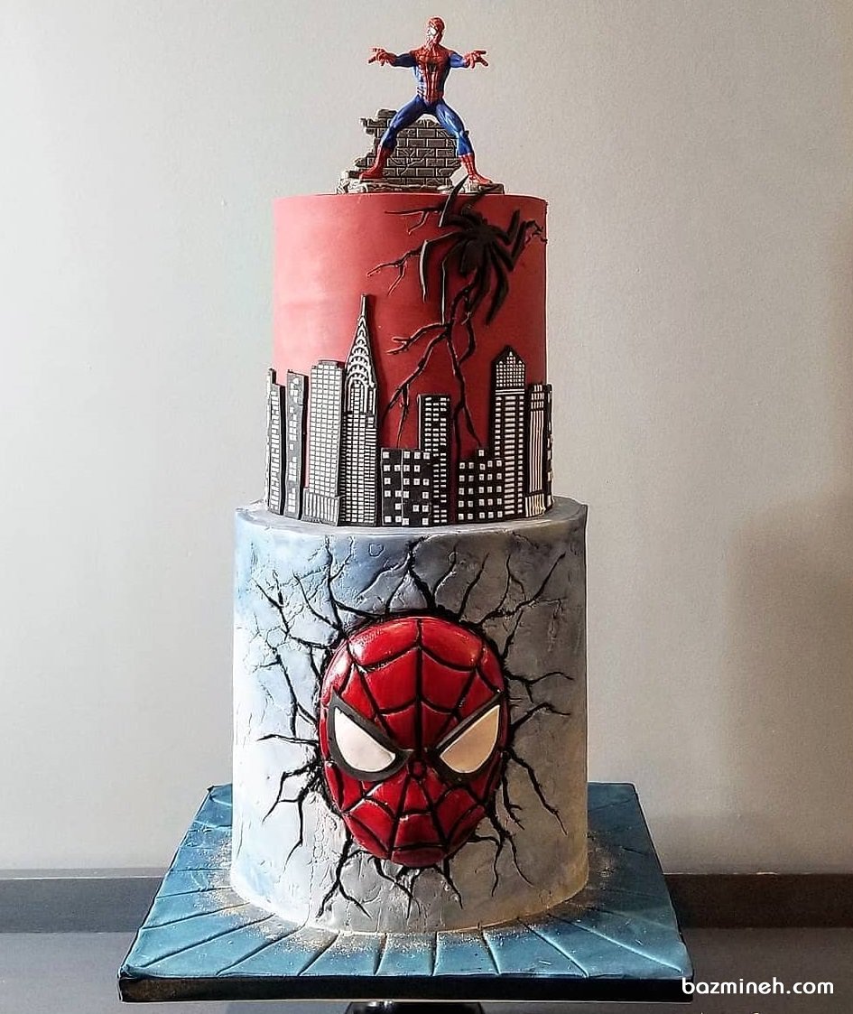 کیک دو طبقه فوندانت جشن تولد پسرونه با تم مرد عنکبوتی (Spider Man)