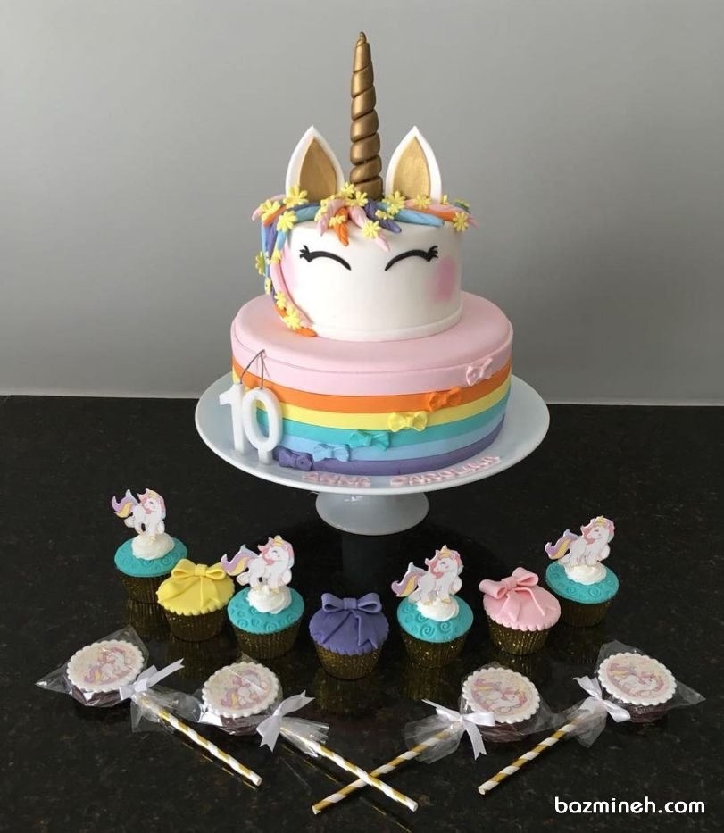 کیک دو طبقه، کاپ کیک و پاپ کیک‌های جشن تولد دخترونه با تم یونیکورن (اسب تک شاخ)