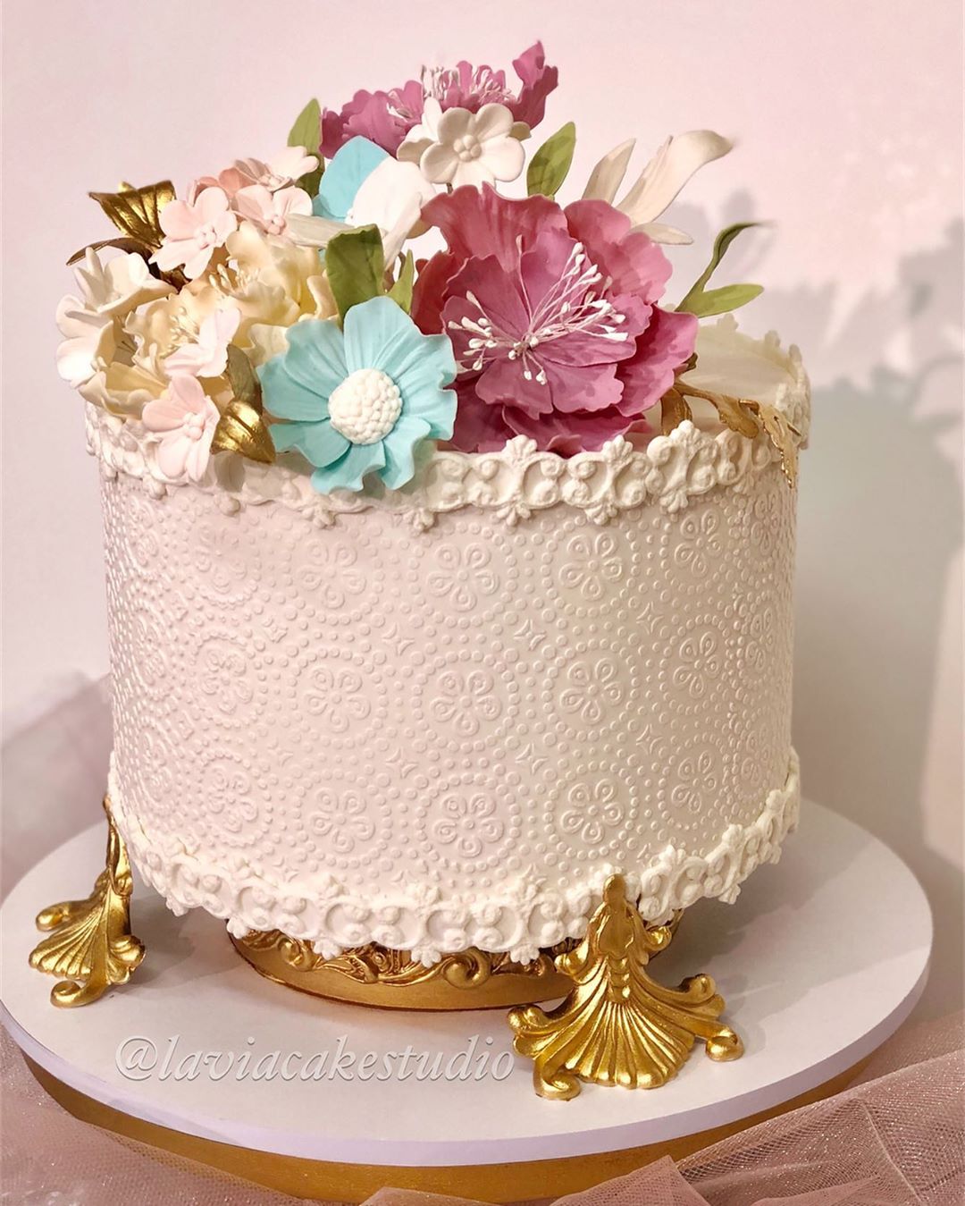 کیک عروسی و تولد لاویا