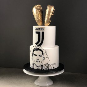 کیک دو طبقه جشن تولد پسرونه با تم فوتبالی