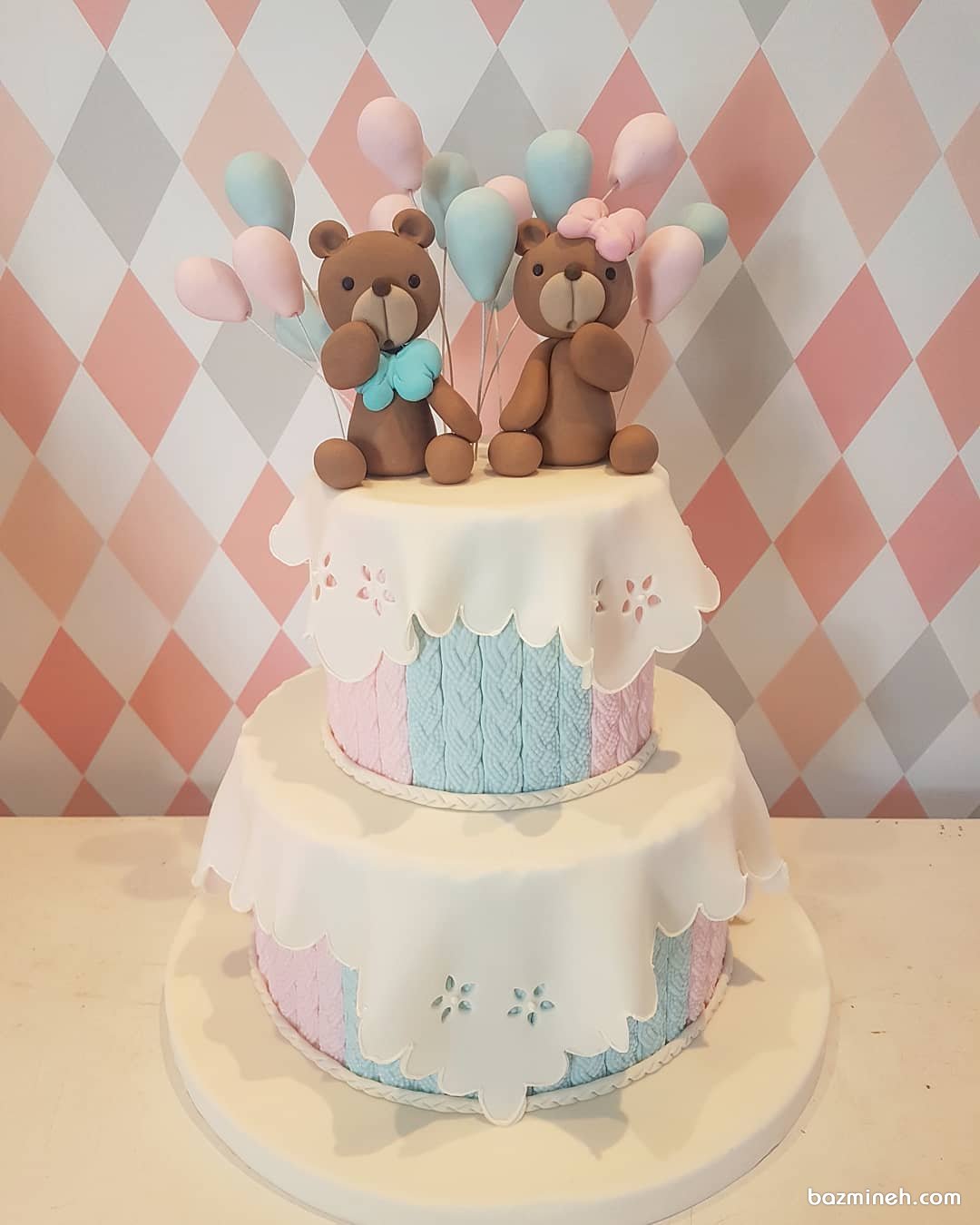 کیک دو طبقه فوندانت جشن تعیین جنسیت یا بیبی شاور با تم خرس تدی صورتی آبی