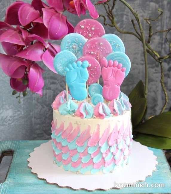 کیک صورتی و آبی برای جشن تعیین جنسیت (baby shower)