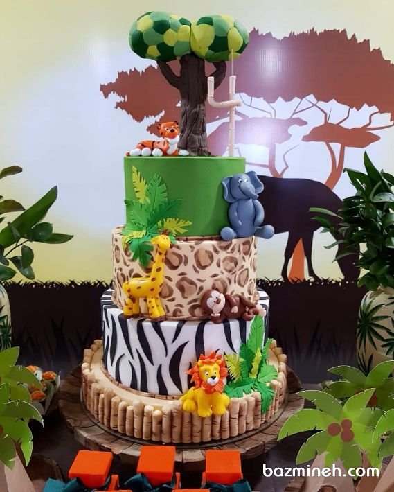 کیک چهار طبقه فوندانت جشن تولد کودک با تم حیوانات