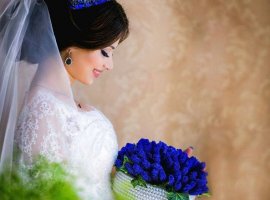 جشن عروسی با رنگ برگزیده سال، آبی کلاسیک