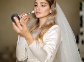 مهم ترین نکاتی که قبل از انتخاب نوع میکاپ و آرایشگاه عروس باید بدانید (به همراه 20 مدل میکاپ عروس)