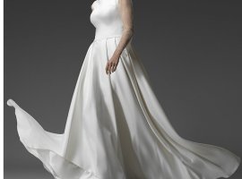 ۶ مورد از بهترین پارچه‌ها برای لباس مجلسی و لباس عروس