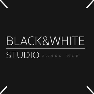 استودیو سیاه سفید